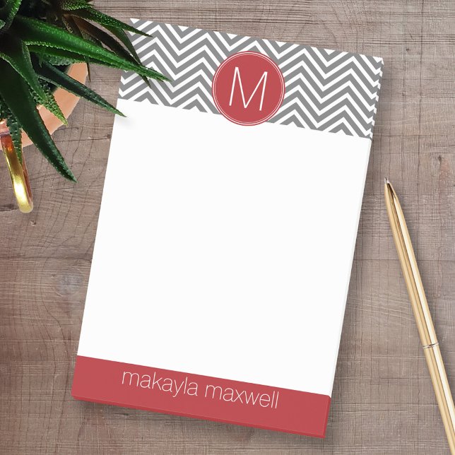 Post-it® Chevrons gris et rouge avec Monogramme personnalis (Custom Post-it Note Pads - Add your name and other text)