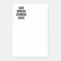 Entraîneur de natation à travail dur