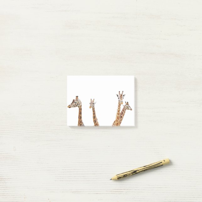 Post-it® Giraffe Fun Photo - La maison de quatre Giraffe (Sur un bureau)