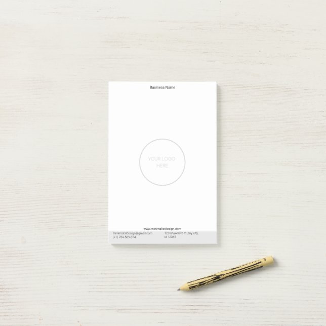 Post-it® Logo personnalisé minimaliste (Sur un bureau)