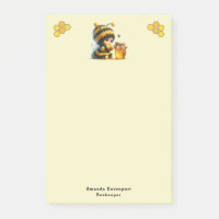 Mignonne fille en costume d'abeille avec miel