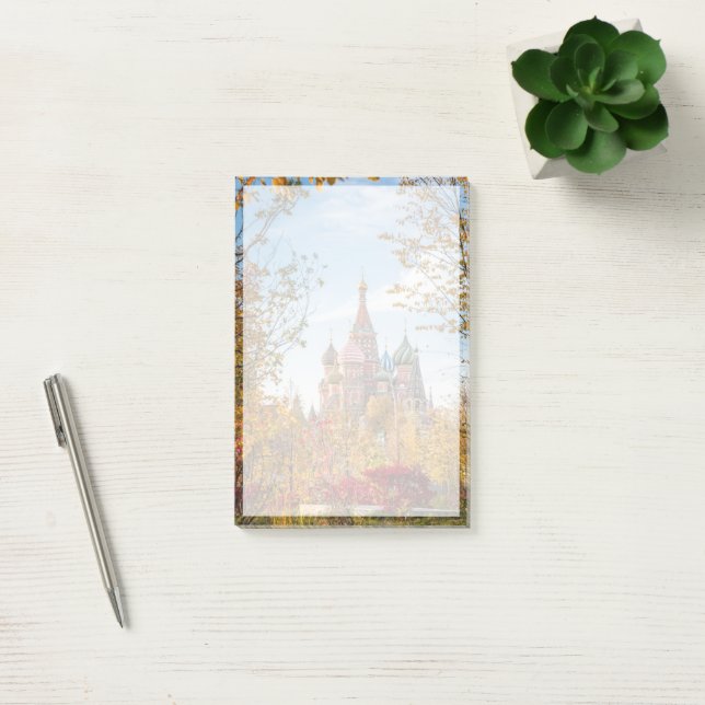 Post-it® Monuments | St. Basil's Cathedral Moscow (Bureau)