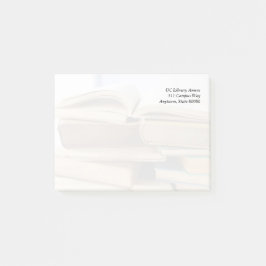 Post-it® Pile de vieux livres, un ouvert