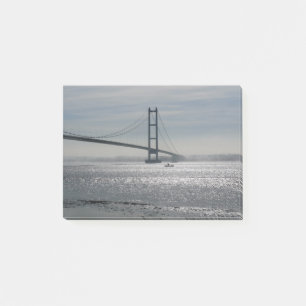 Post-it® Pont sur la rivière