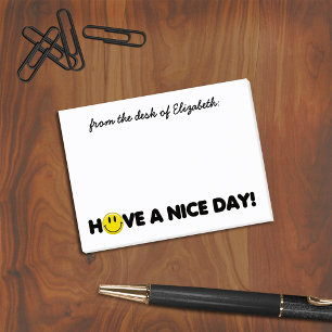 Post-it® Visage de sourire jaune mignon personnalisé