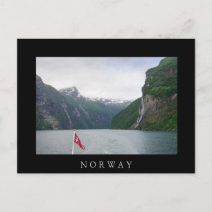 Postale Fjord Geiranger avec drapeau norvégien carte posta