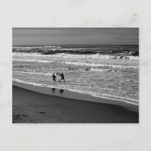 Postale Jouer dans les vagues de l'océan Pacifique Carte p