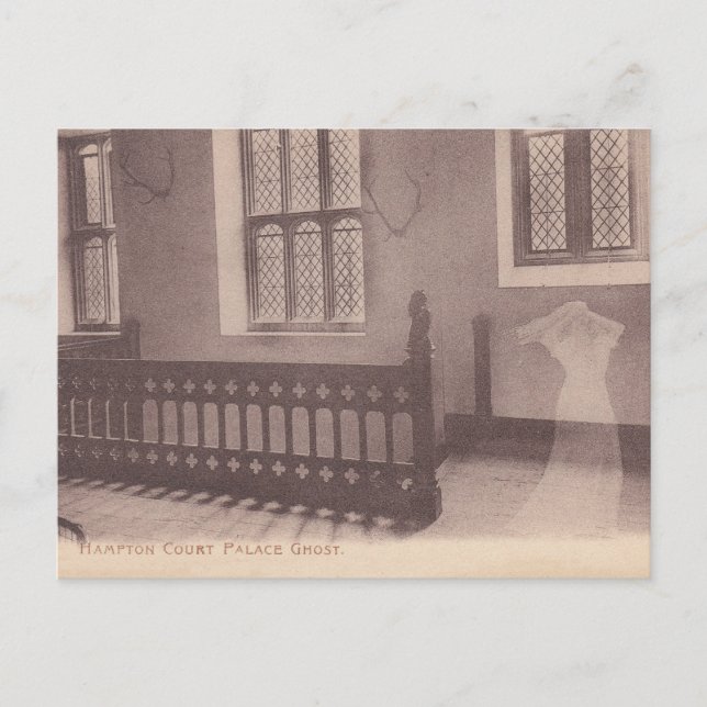 POSTCARD HAMPTON COURT PALACE GHOST JANE SEYMOUR POSTKARTE (Vorderseite)