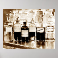 Affichage de bouteilles apothécaires contenant des