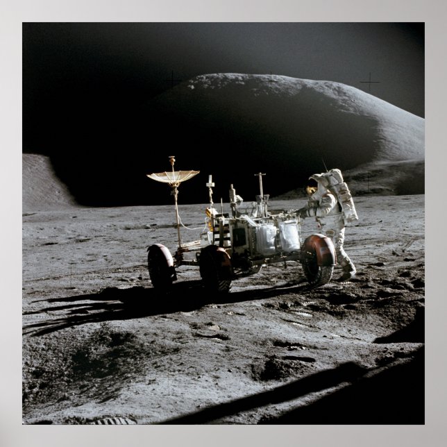 Poster Apollo 15 Astronaut et véhicule itinérant lunaire (Devant)