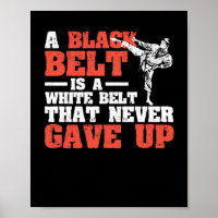 Arts martiaux Une ceinture noire est blanche