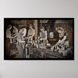 Poster Assemblage Munitions ouvriers de l'usine 1945