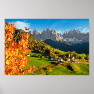 Poster Automne dans un paysage de Dolomites avec église
