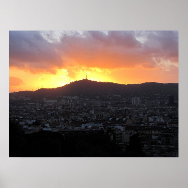 Poster Barcelone au coucher du soleil (Toile) (Devant)