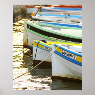 Poster Bateaux de pêche provençaux typiques peints en