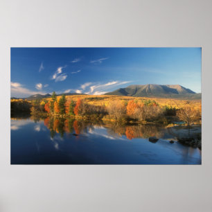 Poster Bâti Katahdin et automne de montagnes de