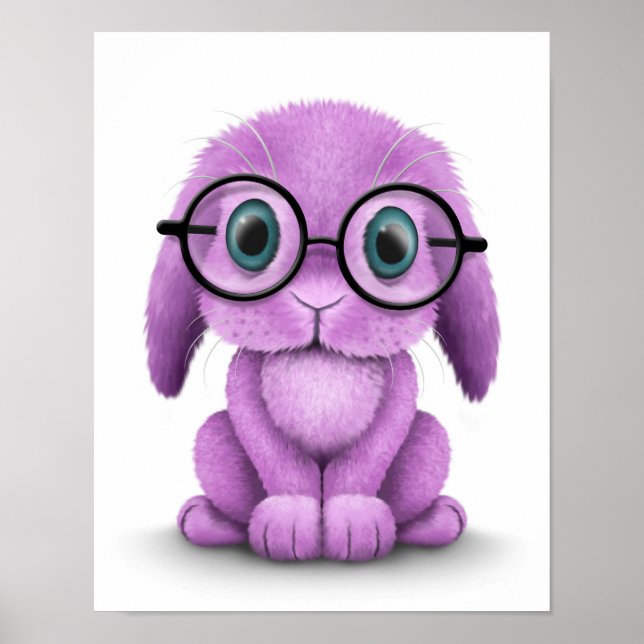 Poster Bébé mignon pourpre portant des lunettes sur blanc (Devant)