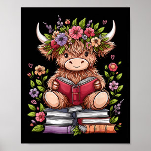 Poster Bébé mignon vache Highland avec livre de lecture v