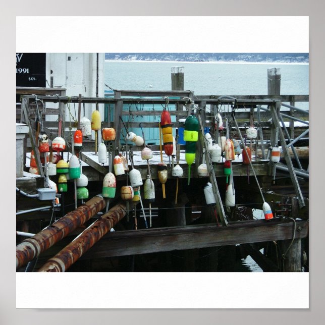 Poster bouées accrochées sur la jetée plymouth ma. (Devant)