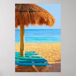 Poster Cabine D'Herbe Et Transats Sur La Plage