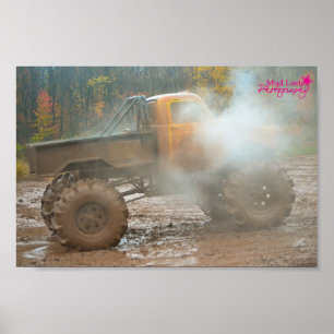 Poster Camion (mudbogging) s'enlisant de boue