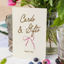 Cartes de mariage et cadeaux dessinés à la main