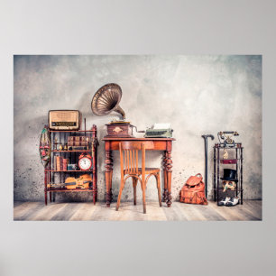 Poster Chaise ancienne, vieille machine à écrire, radio r