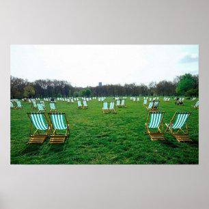 Poster Chaises longues disposées dans le parc vert, Londr