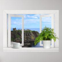 Château en Écosse -- Vue de la côte par une fenêtr