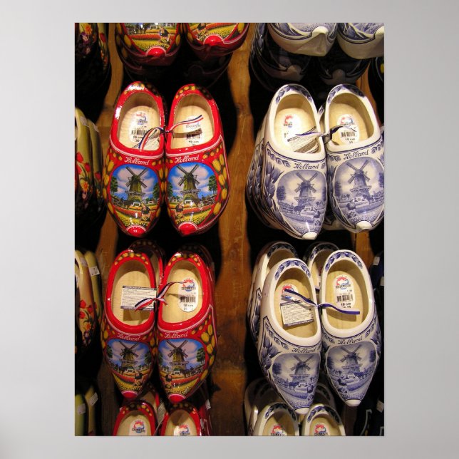 Poster Chaussures en bois (Devant)