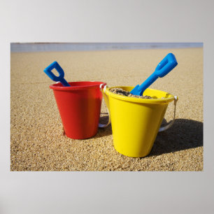 Poster Chaussures Et Chaussures Sur La Plage De Sable