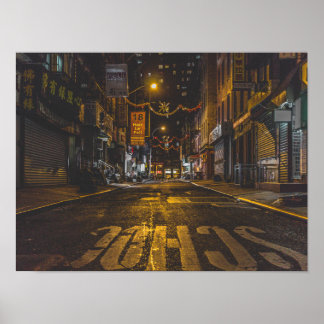 Poster Chinatown Alleyway in New York at Night