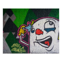 Clown drôle avec visage blanc