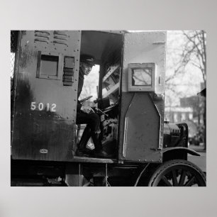 Poster Conducteur de voiture blindée avec pistolet, 1925.