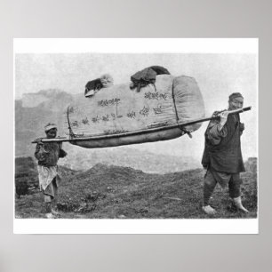 Poster Coolies portant le coton, 1901 (photo de b/w)