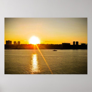 POSTER COUCHER DE SOLEIL JAUNE AU-DESSUS DE LA RIVIÈRE HU