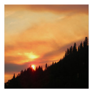 Poster Coucher de soleil sur les montagnes...