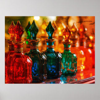 Poster Couleurs vives sur des flacons de parfum anciens s