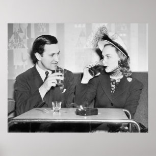 Poster Couple assis ensemble dans un restaurant flirtant 