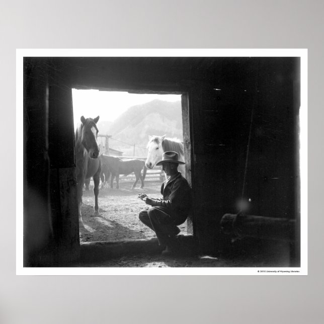 Poster Cowboy dans une porte avec des chevaux (Devant)