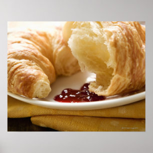 Poster Croissant avec confiture dans l'assiette