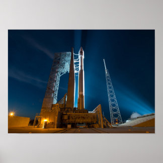 Poster Cygnus Spacecraft prêt pour le lancement à l'ISS
