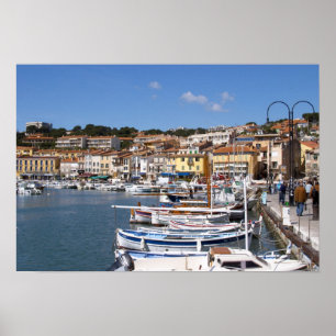 Poster Dans le port du village de Cassis. pêche et