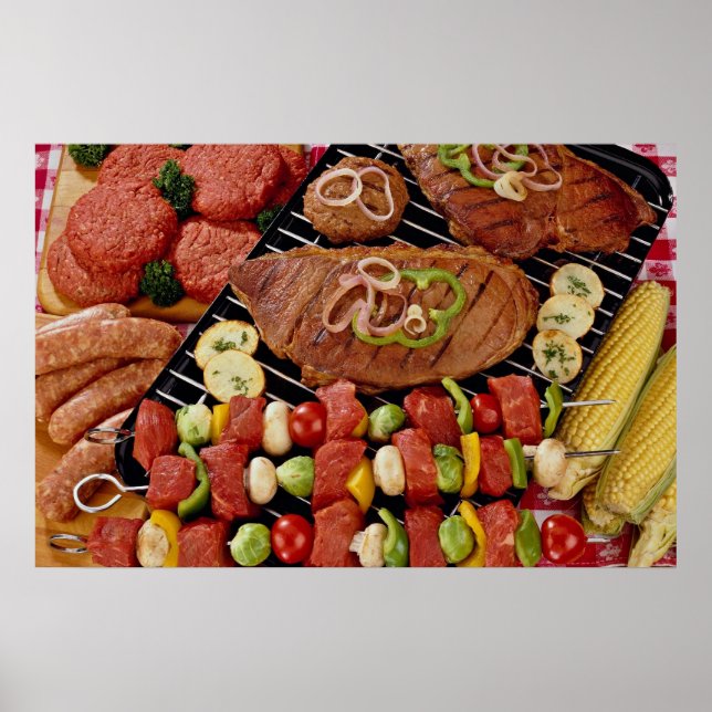 Poster Délicieux barbecue avec viande non cuite et cuite  (Devant)