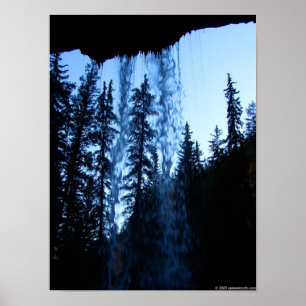 Poster Derrière la cascade
