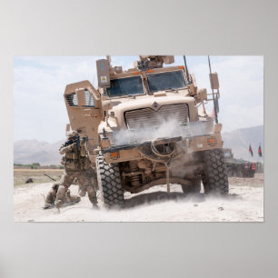 Poster Des soldats se livrent à des tirs en Afghanistan