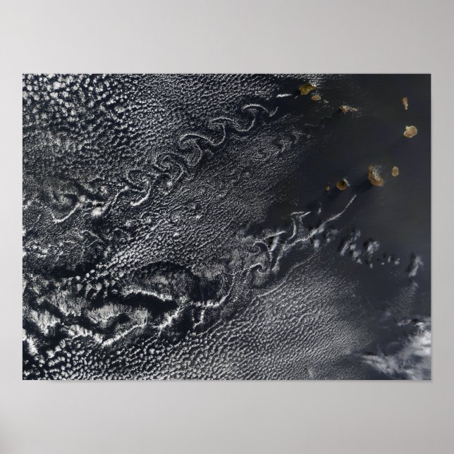 Poster Des tourbillons nuageux au-dessus des îles du Cap  (Devant)