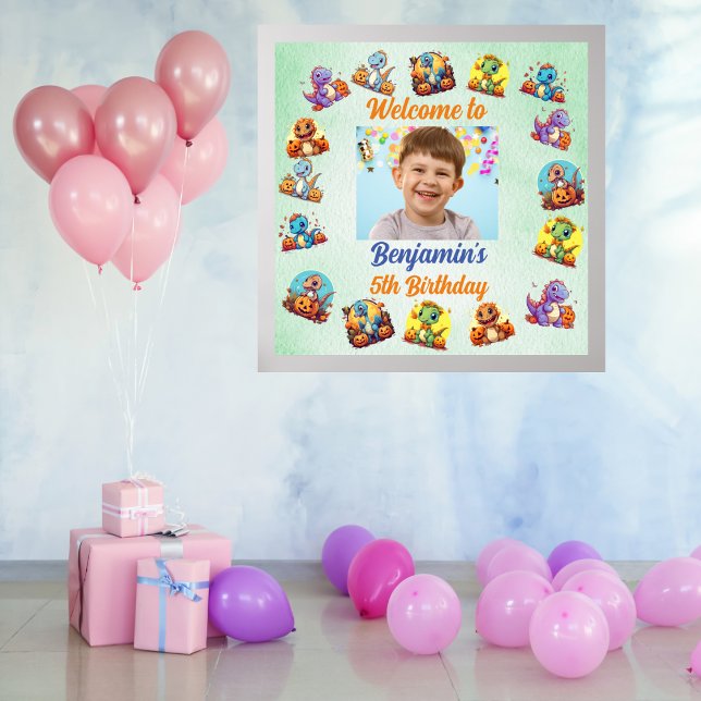 Poster Dinosaure de bébé éffrayant Thème Anniversaire de  (Créateur téléchargé)