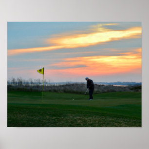 Poster Dix-huitième trou au coucher du soleil sur l'île d