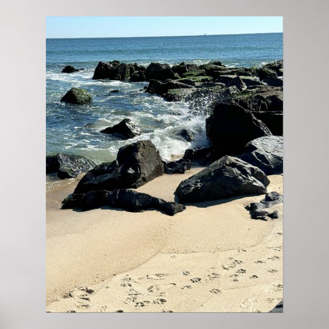 Poster du littoral avec des rochers et des vagues (Devant)